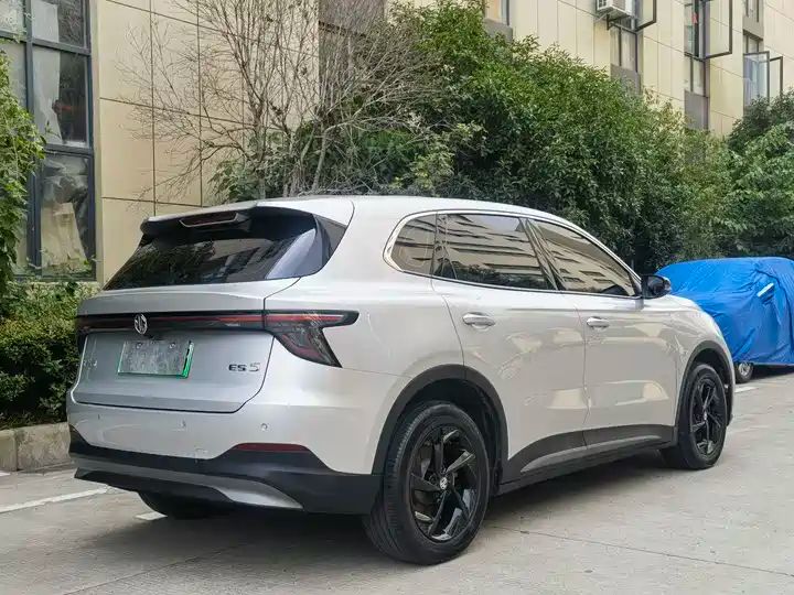Model 515Pro RWD Pure EV Second Hand Vehicle China Used Electric Car Global Export 7
