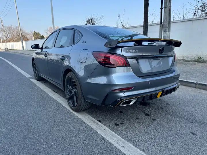 1.5T Automatic Trophy Luxury Complete Configuration Used Car Export 12