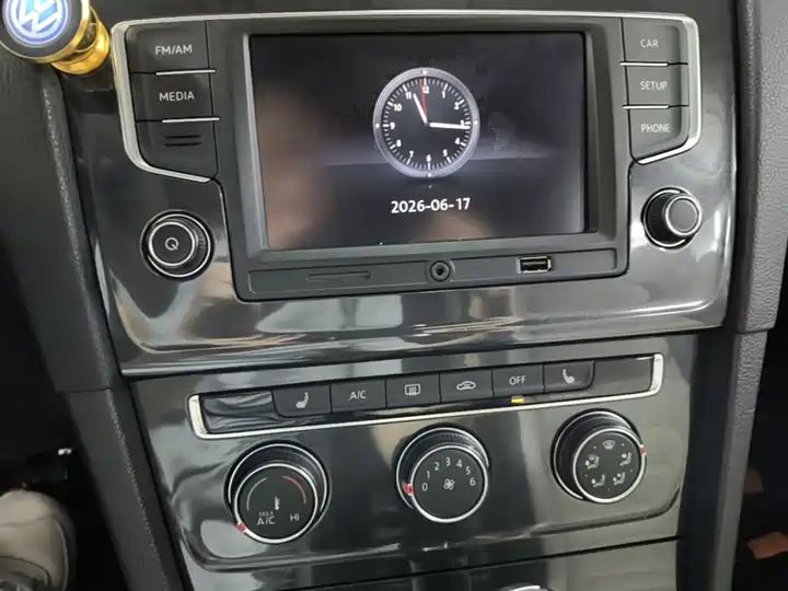 230TSI Automatic Millionth Luxury Edition Complete Configuration Used Car Export 9