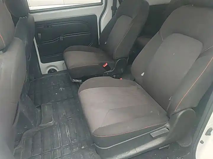 380 2022 1.5L 7-Seater Basic Passenger Van | Low Cost Wholesale China MPV for Export 15