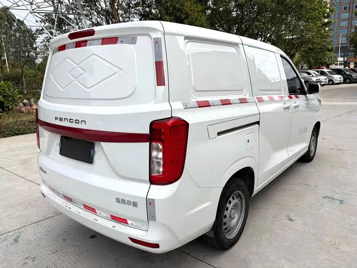 1.5L 2-Seat Cargo Van | China Wholesale Export 4
