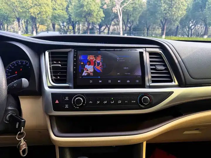 2.0T 4WD Elite 7-seater | China V Emission, Wholesale Available 14