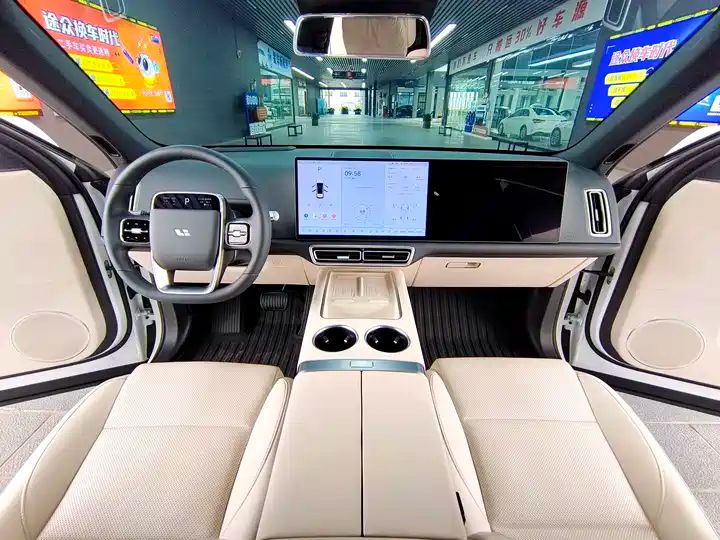 Used Electric SUV | China Export | Cheap & Reliable REV for Global Buyers 8