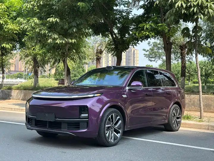Premium Flagship EREV SUV, Quality Used Car Export from China - Image 1