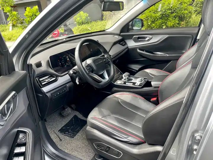 1.5TD Dual Clutch Fashion Version Export SUV 4