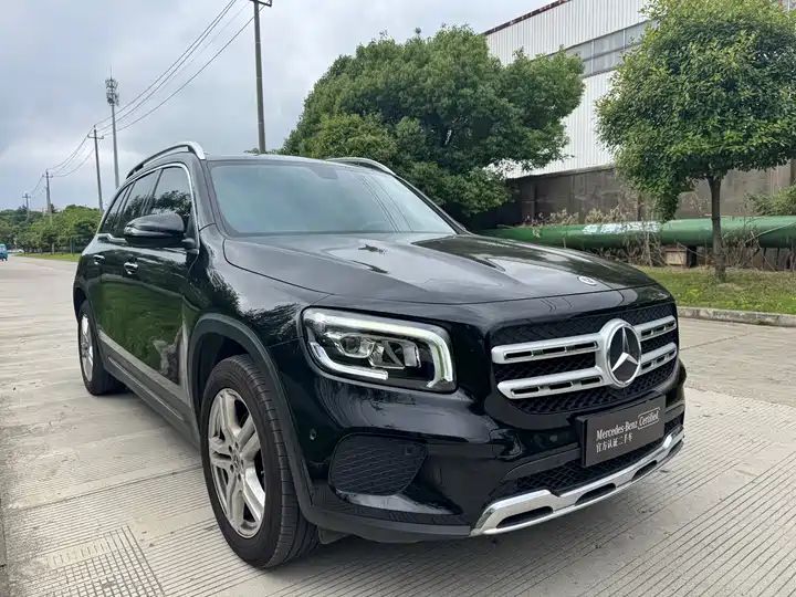 200 Dynamic Edition Export SUV 2