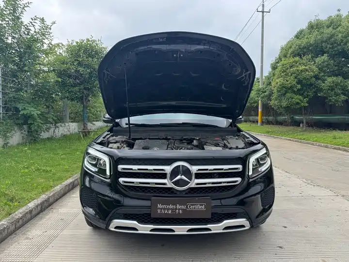 200 Dynamic Edition Export SUV 4