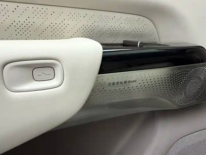 RWD Smart Driving Edition | Used EV Export from China 12