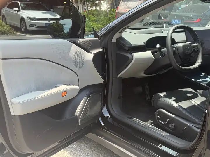Enhanced Version 75kWh | Used EV Export from China 5