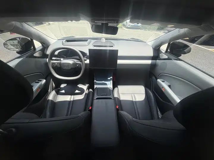 Enhanced Version 75kWh | Used EV Export from China 9