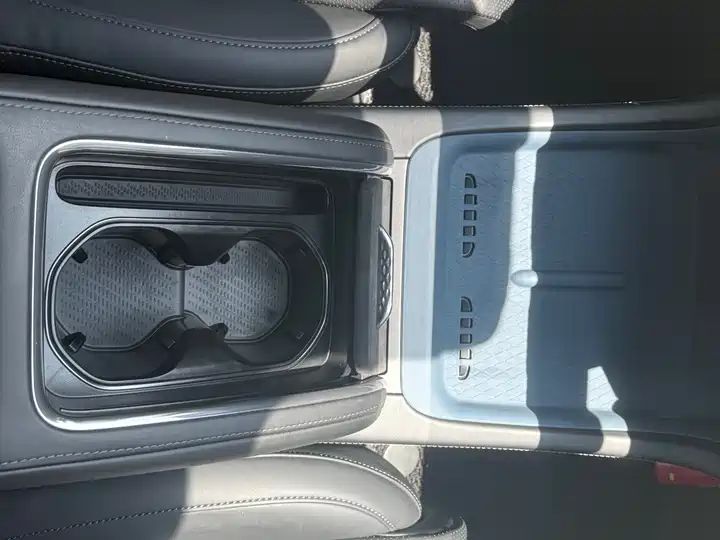 Enhanced Version 75kWh | Used EV Export from China 12