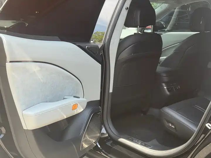 Enhanced Version 75kWh | Used EV Export from China 14