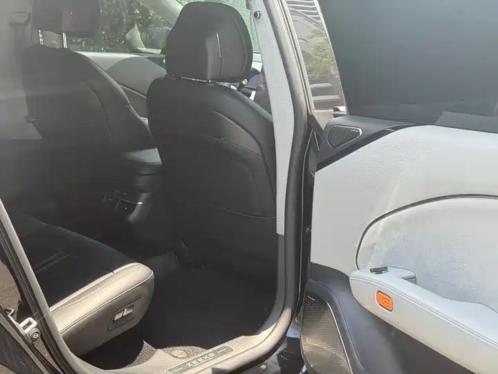 Enhanced Version 75kWh | Used EV Export from China 18
