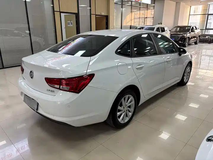 15S Automatic Leading Edition | Used Car Export from China 5