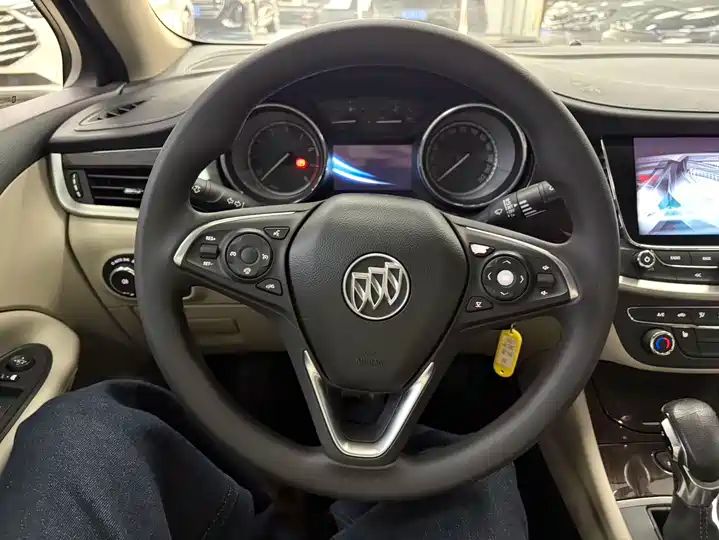 15S Automatic Leading Edition | Used Car Export from China 10