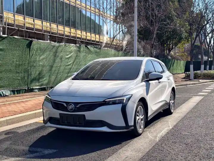 Plug-in Hybrid Intelligent Fashion Edition | Used New Energy Car Export from China - Image 1