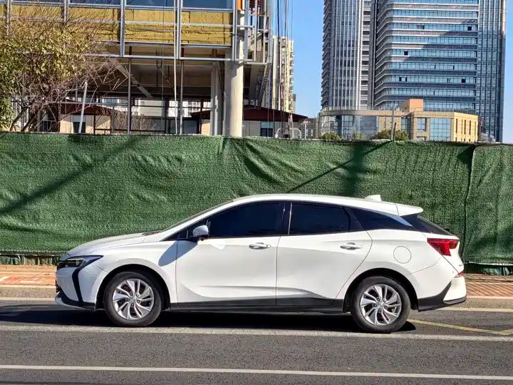 Plug-in Hybrid Intelligent Fashion Edition | Used New Energy Car Export from China 3