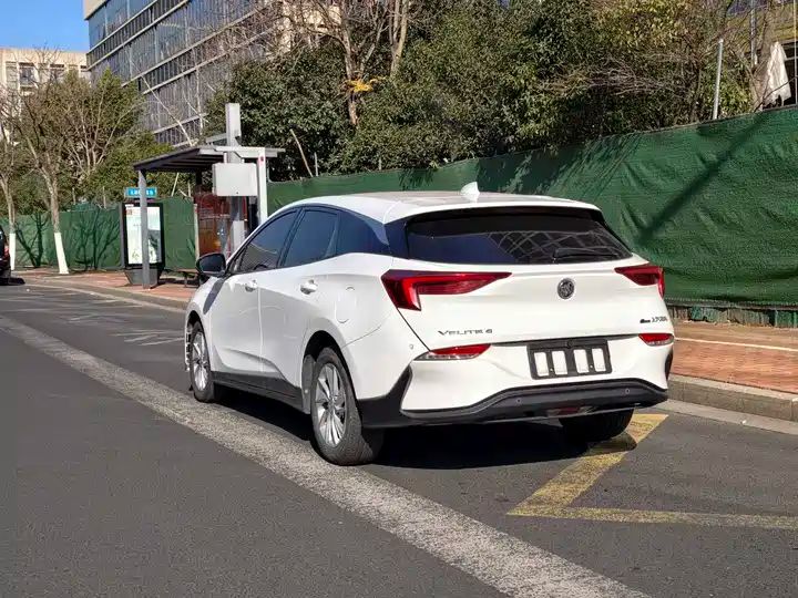 Plug-in Hybrid Intelligent Fashion Edition | Used New Energy Car Export from China 6