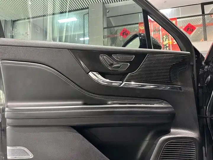 2.0T 2WD Premium Trim, Export Available from China 5