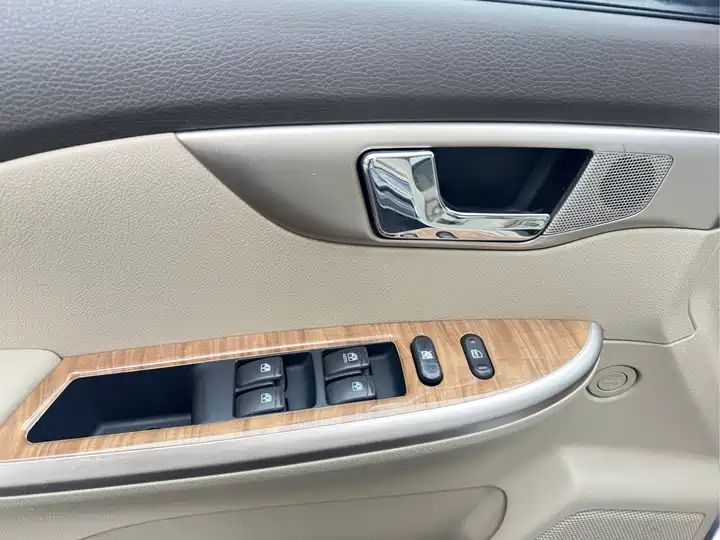 Automatic Classic Edition, Used Car from China 13