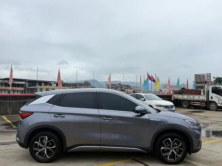 Champion Edition 430KM Beyond Version Used Car for Export 4