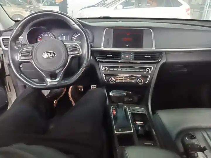 Automatic LUX Used Car for Export 7