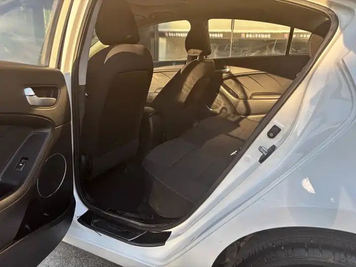 Automatic GLS Used Car for Export 6