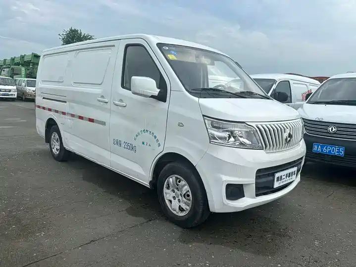 2018 1.5L Comfort High-roof Van Double Door 4G15S Used Car for Export 2