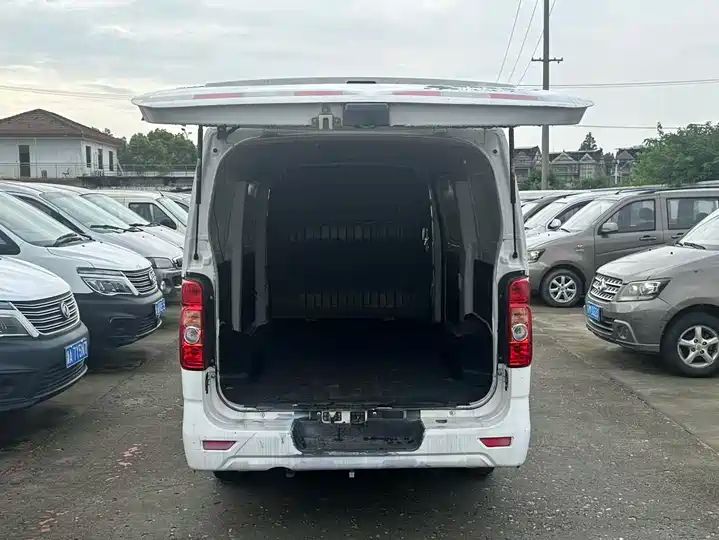 2018 1.5L Comfort High-roof Van Double Door 4G15S Used Car for Export 7