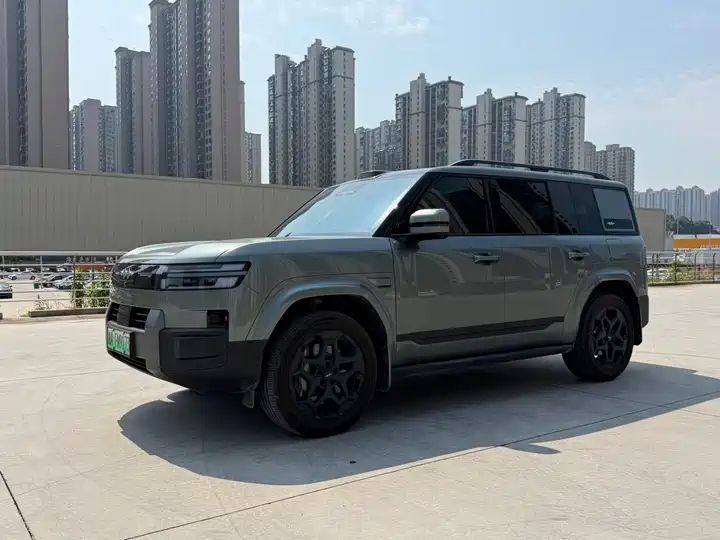 190KM AWD Ultra PHEV SUV | China Export - Image 1