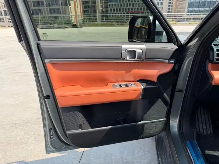 190KM AWD Ultra PHEV SUV | China Export 10