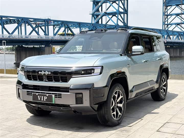 2025 Wisdom & Courage Luxury 7-Seater Used Car for Export - Image 1