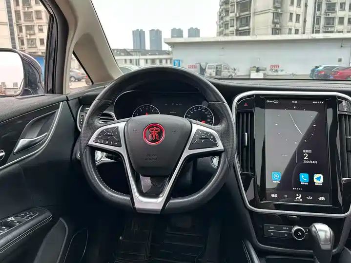 Automatic Smart Premium 7-Seater | Used Car for Export 15