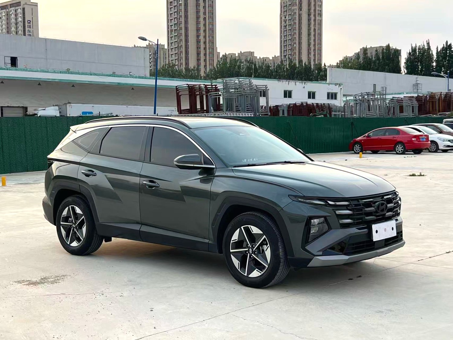 Premium Edition, Automatic Gearbox SUV, Quality Used Car Export from China 5