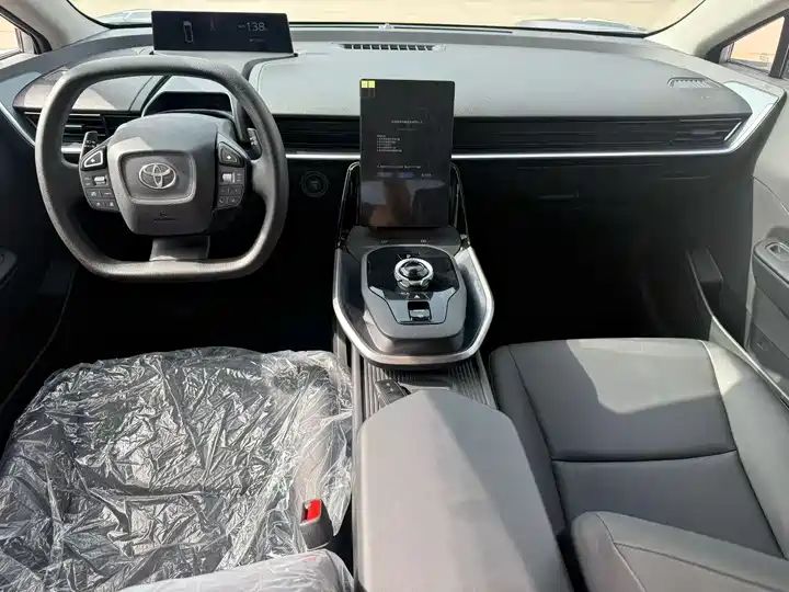 517km Long Range Electric Sedan, Quality Used EV Export from China 5