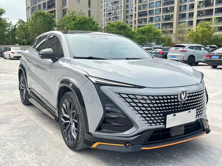 UNI-T 2nd Gen 1.5T Luxury Model | China Car Supplier 2