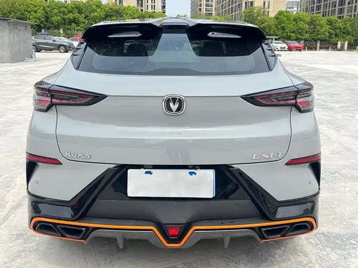 UNI-T 2nd Gen 1.5T Luxury Model | China Car Supplier 5