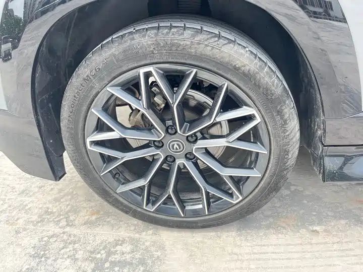 UNI-T 2nd Gen 1.5T Luxury Model | China Car Supplier 6