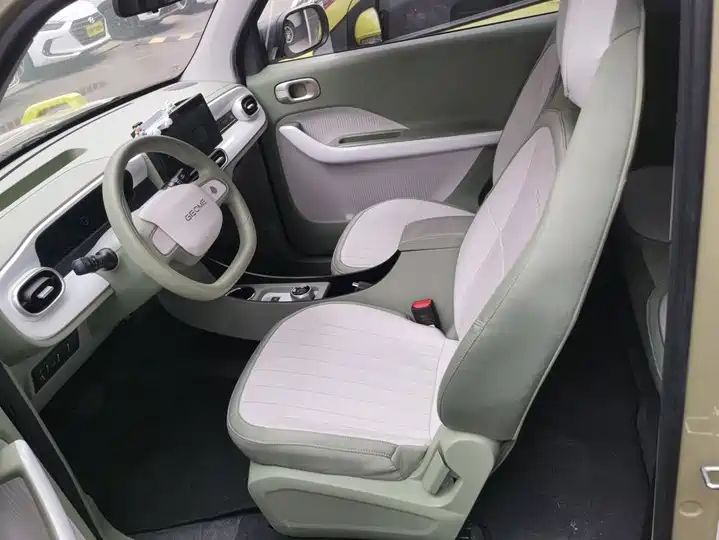 210km Range | LHD Mini EV, China Used Car Exporter 8