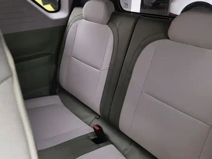 210km Range | LHD Mini EV, China Used Car Exporter 10