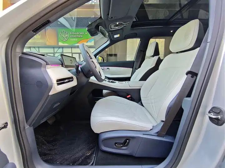 EM‑i 2025 120km Explorer+ | China Used Car Export, Global Delivery 7