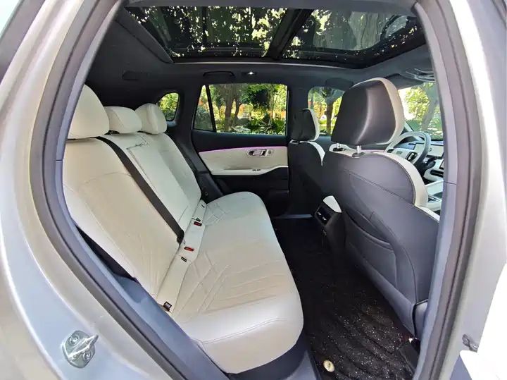 EM‑i 2025 120km Explorer+ | China Used Car Export, Global Delivery 9