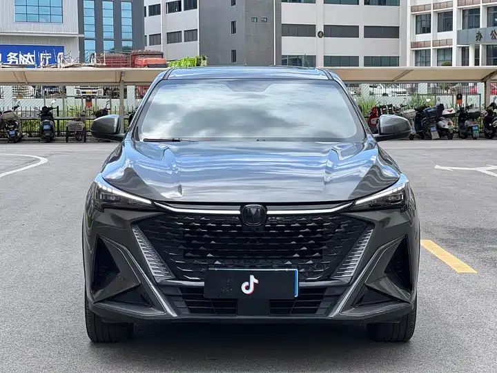1.5T DCT Enjoy Version | Left Hand Drive Car from China 1