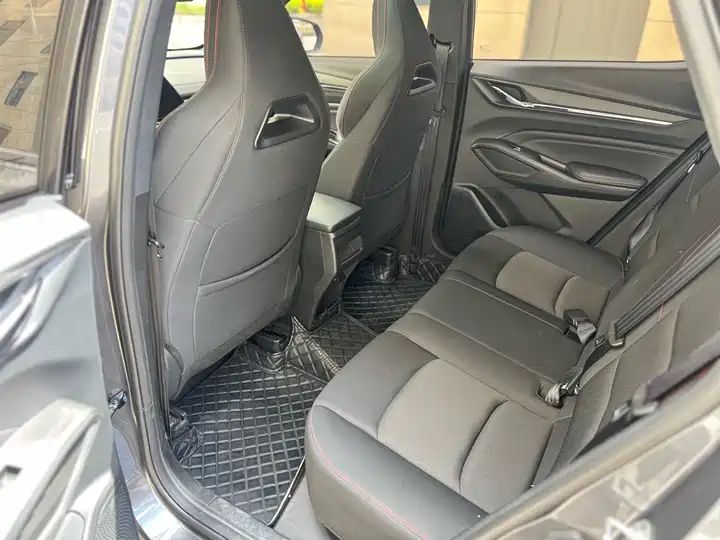 1.5T DCT Enjoy Version | Left Hand Drive Car from China 4