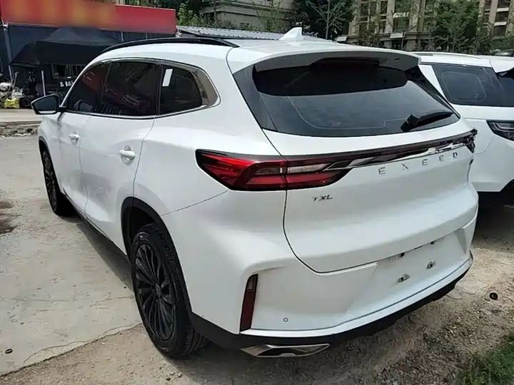 290T 2WD Star Glory Edition, Export Used Car from China Auto Web 4