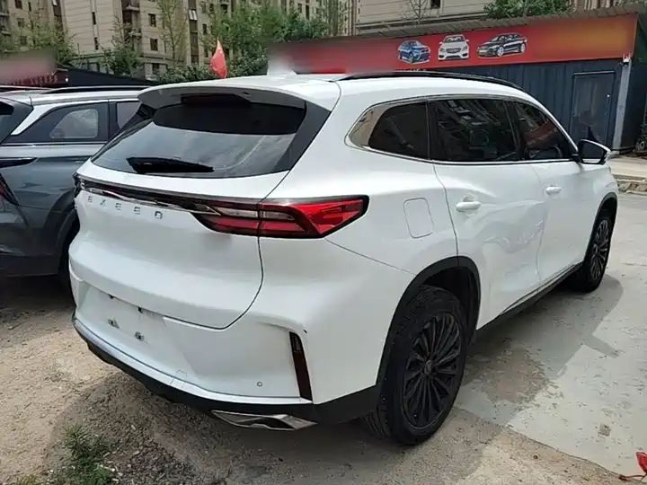 290T 2WD Star Glory Edition, Export Used Car from China Auto Web 5