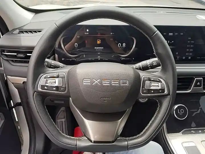 290T 2WD Star Glory Edition, Export Used Car from China Auto Web 7