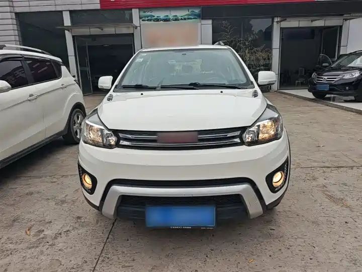 1.5L Manual Transmission Luxury Model 1