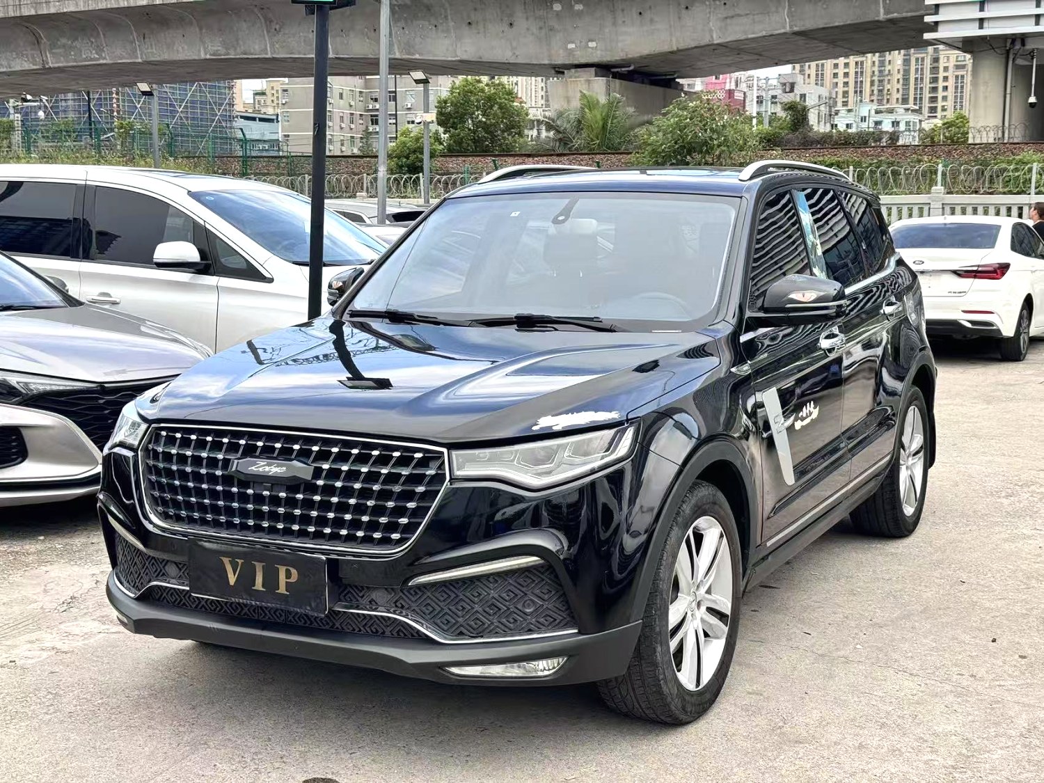 Luxury 7-Seater Automatic | China Auto Network, Used Car Export 1