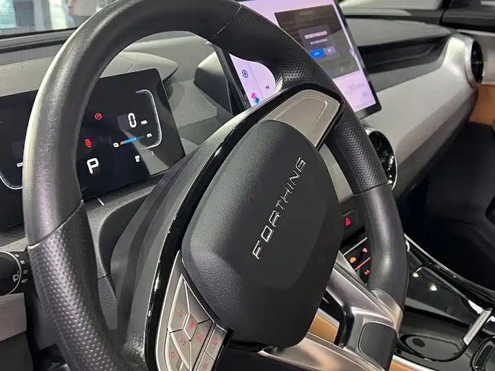 530km Premium Edition | China Auto Network, China's Largest Used Car Export Platform 4